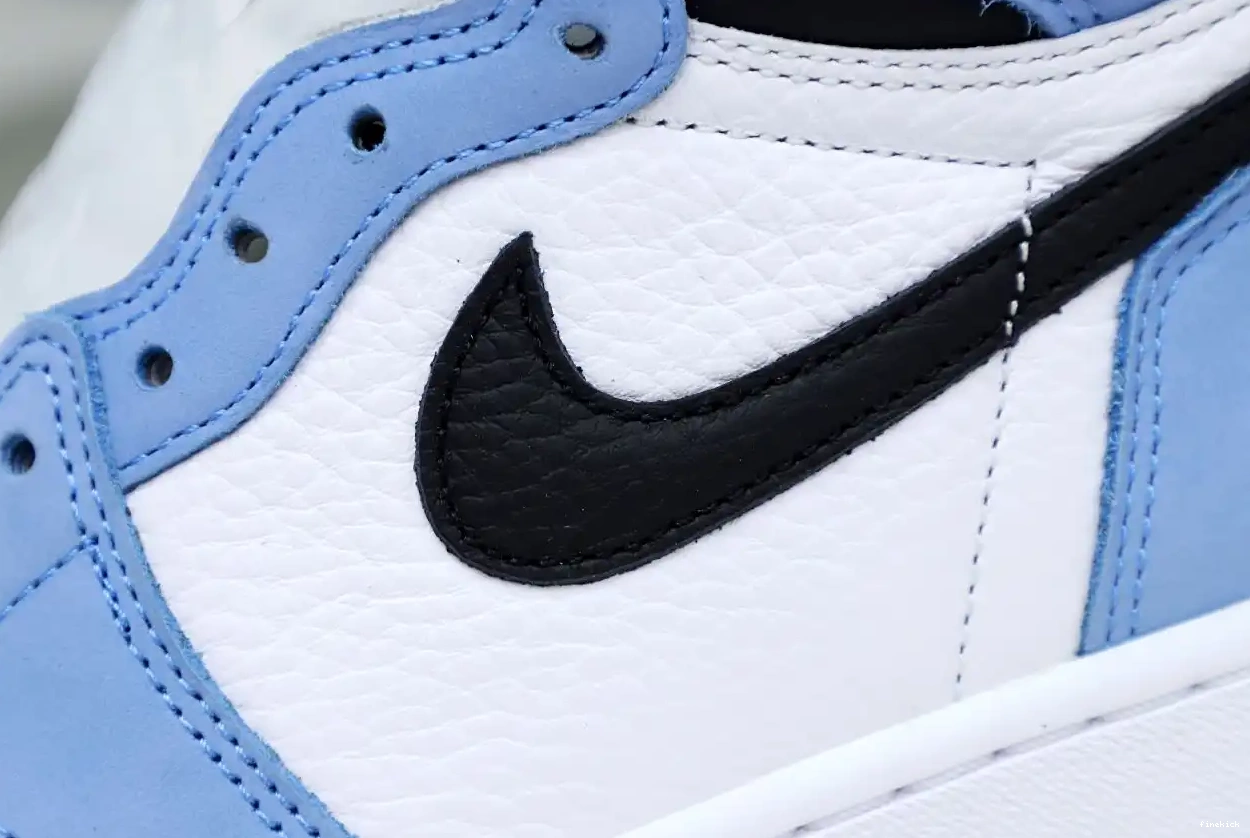 1 HIGH RETRO 'UNIVERSITY AIR JORDAN OG 0413